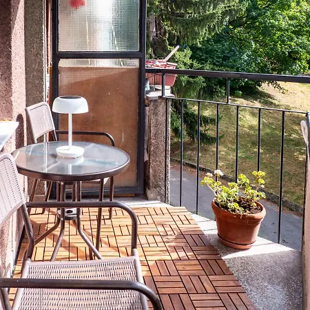 Apartman Cheyf Oasis *